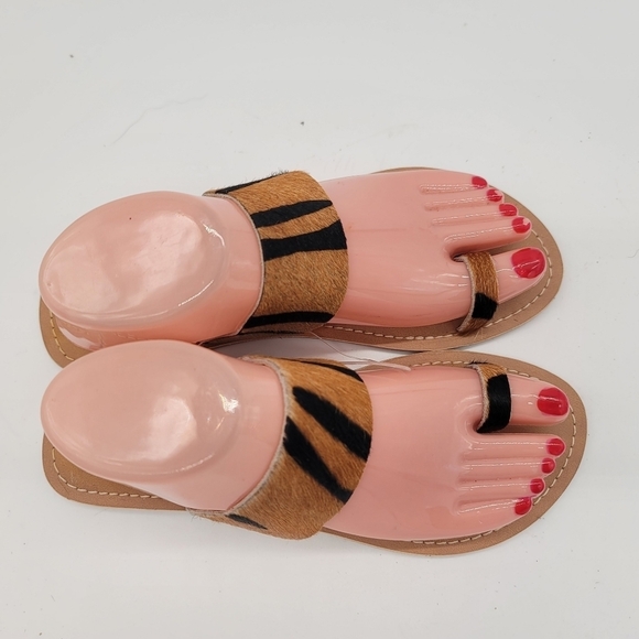Coconuts by Matisse Riva Flat Sandals Zebra NWOT Tan Black Size 8 - Picture 7 of 9